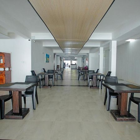 Lucky Seven Hikkaduwa Hotel Exterior photo